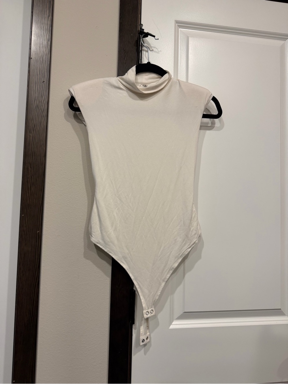 Good American Sleeveless Mock Neck Bodysuit in Ivory